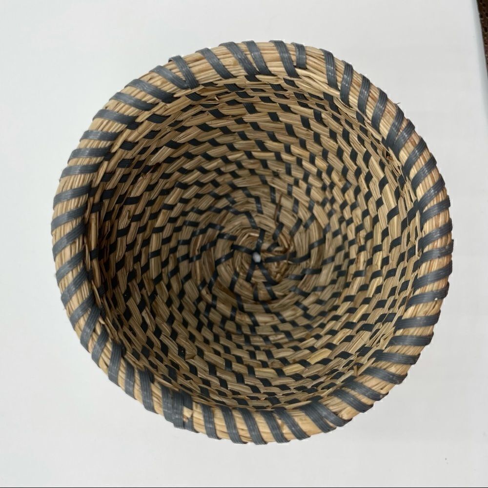 Set of Handmade Woven Baskets - Picture 3 of 8